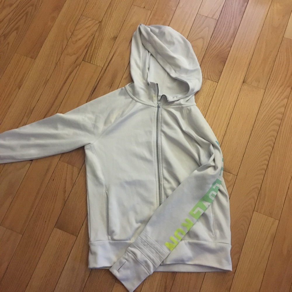 Misses clothes